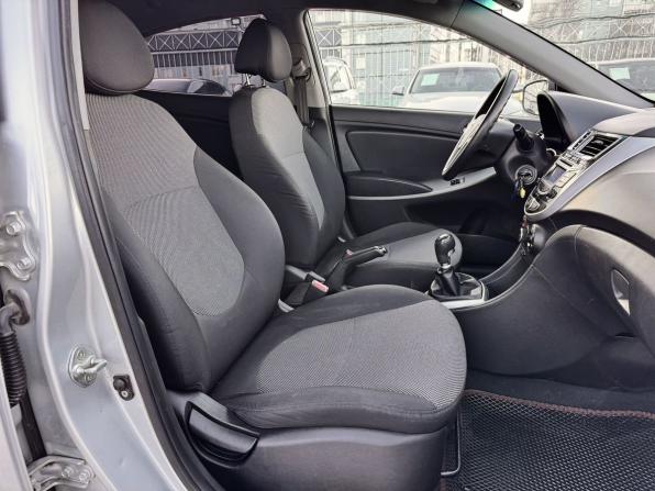 Hyundai Solaris I с пробегом 2013 года, цена 759 000 рублей, 186767 км, седан, Автокод Объявления