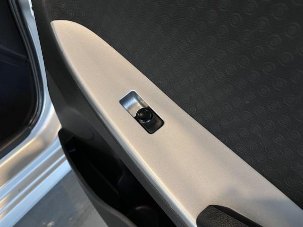 Hyundai Solaris I с пробегом 2012 года, цена 720 000 рублей, 208899 км, хэтчбек, Автокод Объявления
