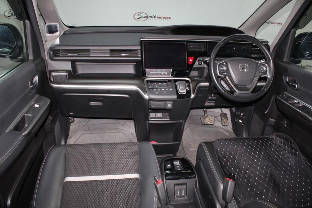 Honda Stepwgn V Рестайлинг Владивосток  - изображение 16