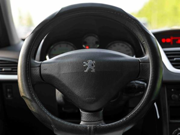 Peugeot 207 I Рестайлинг с пробегом 2010 года, цена 390 000 рублей, 237683 км, хэтчбек, Автокод Объявления
