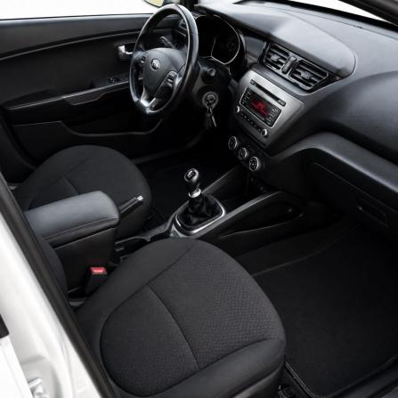 Kia Rio III Рестайлинг с пробегом 2015 года, цена 790 000 рублей, 197000 км, седан, Автокод Объявления