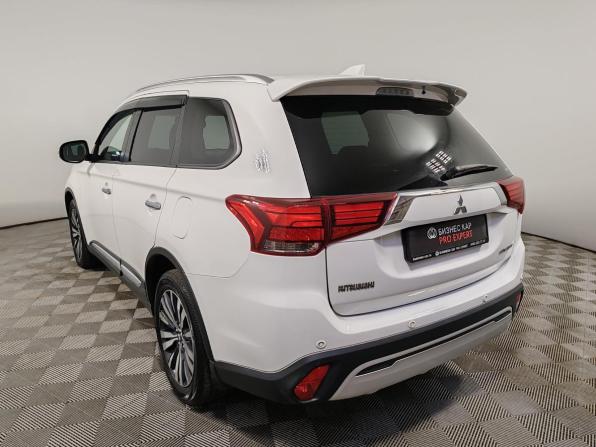Mitsubishi Outlander III Рестайлинг 3 с пробегом 2019 года, цена 2 449 000 рублей, 81106 км, внедорожник, Автокод Объявления
