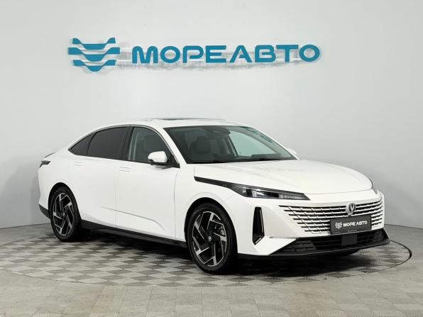 Changan Lamore с пробегом 2023 года, цена 1 990 000 рублей, 67017 км, седан, Автокод Объявления