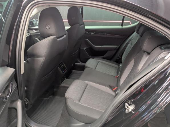 Skoda Octavia IV (A8) с пробегом 2020 года, цена 2 000 000 рублей, 141044 км, лифтбек, Автокод Объявления