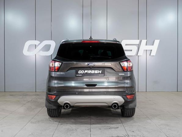 Ford Kuga II Рестайлинг с пробегом 2017 года, цена 1 589 000 рублей, 207582 км, внедорожник, Автокод Объявления
