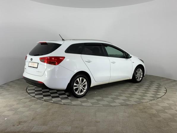Kia Ceed II с пробегом 2014 года, цена 1 264 000 рублей, 92108 км, универсал, Автокод Объявления