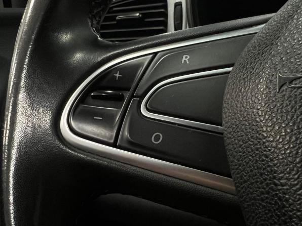 Renault Kadjar I Рестайлинг с пробегом 2019 года, цена 1 730 000 рублей, 145041 км, внедорожник, Автокод Объявления