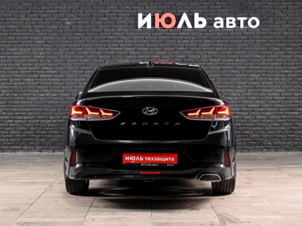 Hyundai Sonata VII (LF) Рестайлинг с пробегом 2017 года, цена 1 680 000 рублей, 161014 км, седан, Автокод Объявления