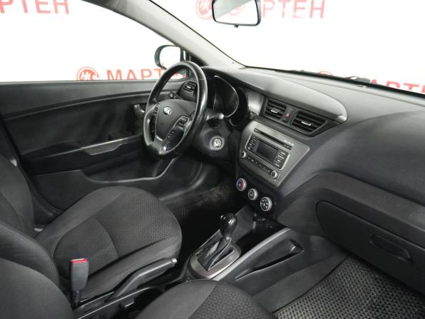 Kia Rio III Рестайлинг с пробегом 2017 года, цена 899 000 рублей, 184133 км, седан, Автокод Объявления