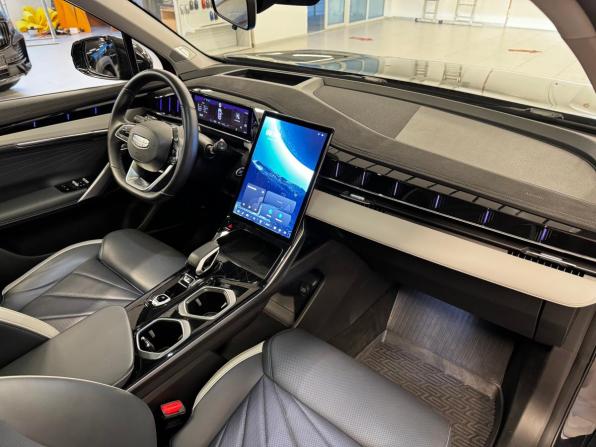 Geely Atlas II с пробегом 2023 года, цена 2 599 000 рублей, 45441 км, внедорожник, Автокод Объявления