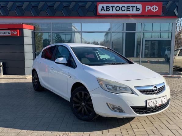 Opel Astra J с пробегом 2010 года, цена 579 900 рублей, 216639 км, хэтчбек, Автокод Объявления