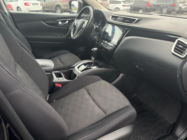 Nissan Qashqai II с пробегом 2018 года, цена 1 619 000 рублей, 144279 км, внедорожник, Автокод Объявления