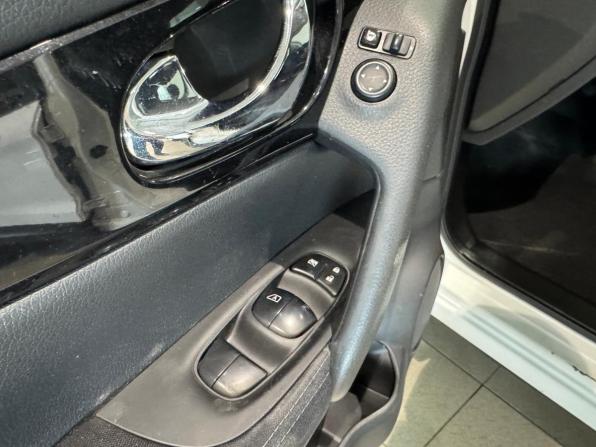 Nissan Qashqai II с пробегом 2018 года, цена 1 225 000 рублей, 108001 км, внедорожник, Автокод Объявления