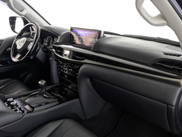 Lexus LX III Рестайлинг 2 с пробегом 2020 года, цена 10 200 000 рублей, 84963 км, внедорожник, Автокод Объявления