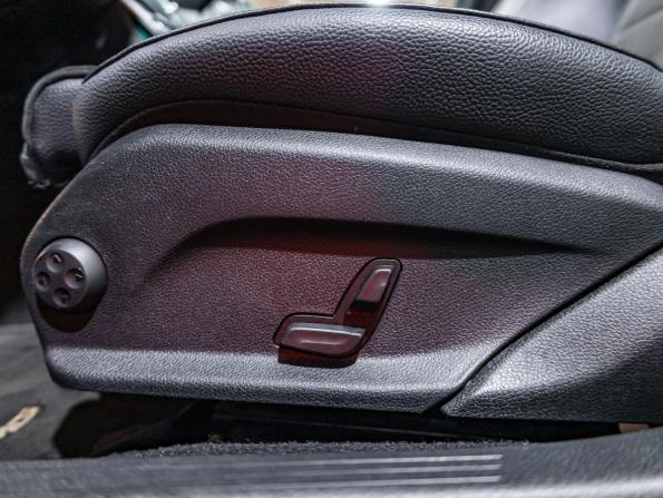 Mercedes-Benz E-Класс V (W213 S213 C238) Рестайлинг с пробегом 2021 года, цена 4 099 700 рублей, 86137 км, седан, Автокод Объявления