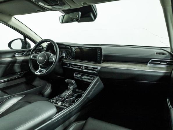 Kia K5 III с пробегом 2021 года, цена 2 485 000 рублей, 56851 км, седан, Автокод Объявления