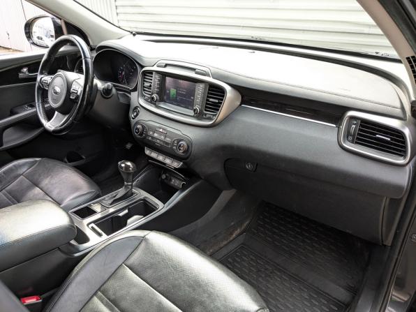 Kia Sorento III Prime с пробегом 2017 года, цена 2 250 000 рублей, 211921 км, внедорожник, Автокод Объявления