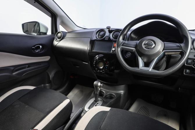Nissan Note II Рестайлинг с пробегом 2017 года, цена 1 099 000 рублей, 174500 км, хэтчбек, Автокод Объявления