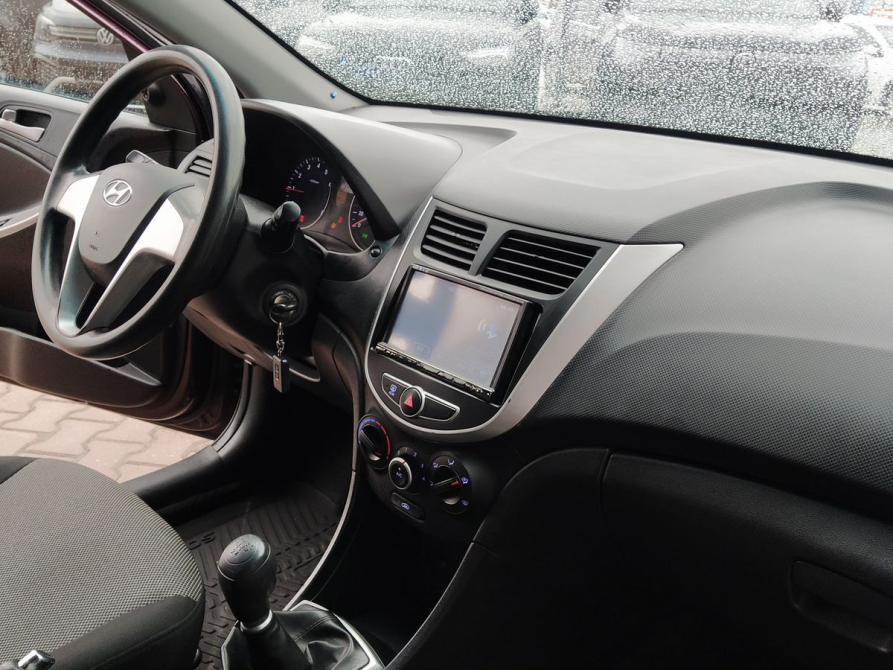 Hyundai Solaris I Екатеринбург  - изображение 9