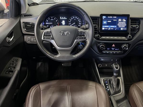Hyundai Solaris II Рестайлинг с пробегом 2021 года, цена 865 000 рублей, 53186 км, седан, Автокод Объявления