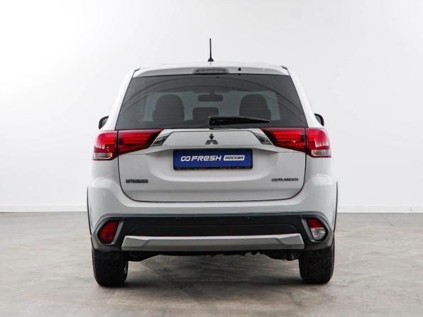 Mitsubishi Outlander III Рестайлинг 2 с пробегом 2016 года, цена 1 829 050 рублей, 116212 км, внедорожник, Автокод Объявления