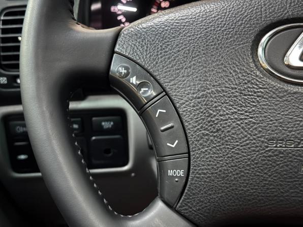 Lexus LX II Рестайлинг с пробегом 2007 года, цена 2 030 000 рублей, 286253 км, внедорожник, Автокод Объявления