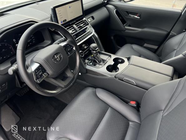 Новый Toyota Land Cruiser 300 Series 2026 года, цена 17 490 000 рублей, внедорожник, Автокод Объявления