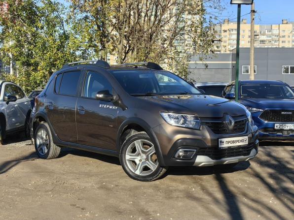 Renault Sandero II Рестайлинг с пробегом 2019 года, цена 1 229 000 рублей, 90100 км, хэтчбек, Автокод Объявления