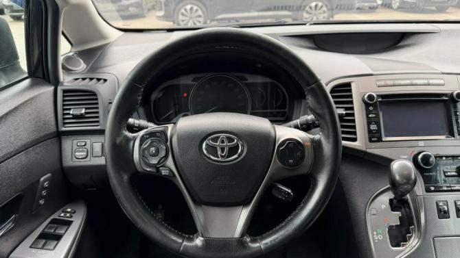 Toyota Venza I Рестайлинг с пробегом 2014 года, цена 2 000 000 рублей, 214267 км, внедорожник, Автокод Объявления