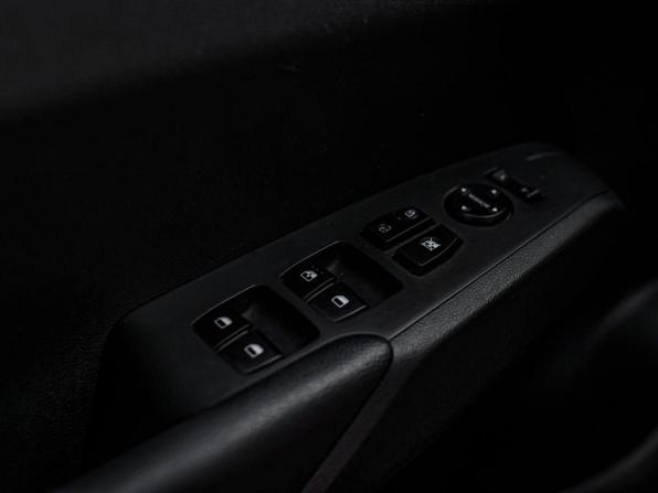Hyundai Solaris II Рестайлинг с пробегом 2021 года, цена 1 380 000 рублей, 155578 км, седан, Автокод Объявления