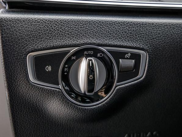 Mercedes-Benz E-Класс V (W213 S213 C238) с пробегом 2018 года, цена 3 368 000 рублей, 142363 км, седан, Автокод Объявления
