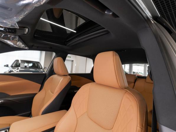 Lexus RX V с пробегом 2026 года, цена 8 000 000 рублей, 7 км, внедорожник, Автокод Объявления