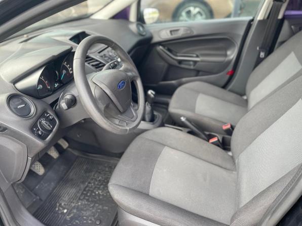 Ford Fiesta Mk6 Рестайлинг с пробегом 2015 года, цена 700 000 рублей, 254748 км, седан, Автокод Объявления