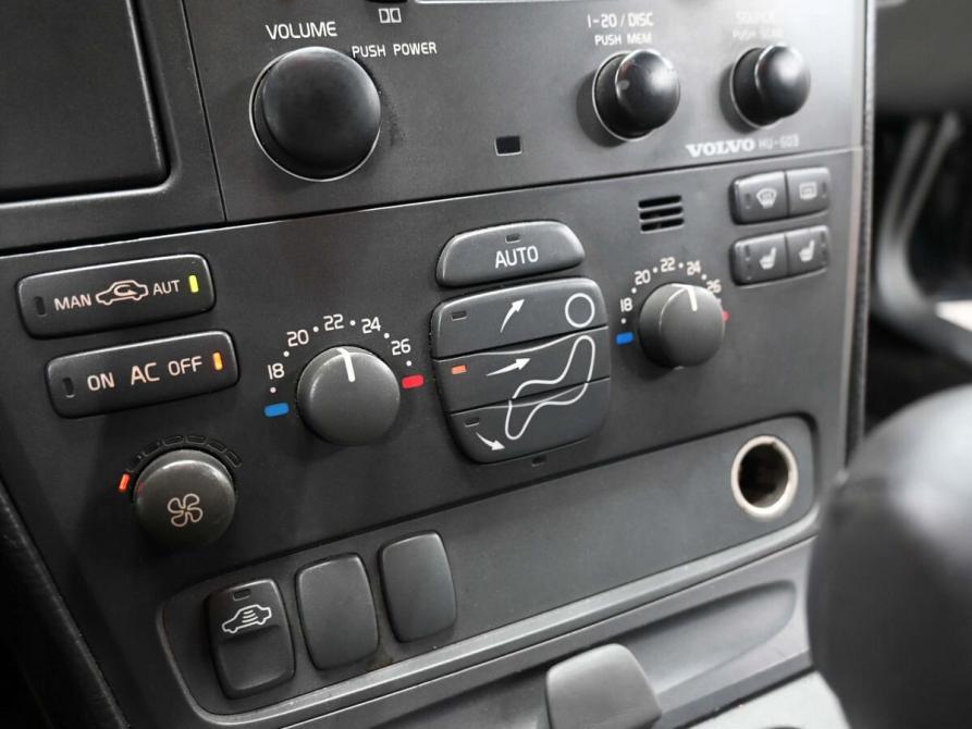 Volvo XC70 I Ростов-на-Дону  - изображение 16