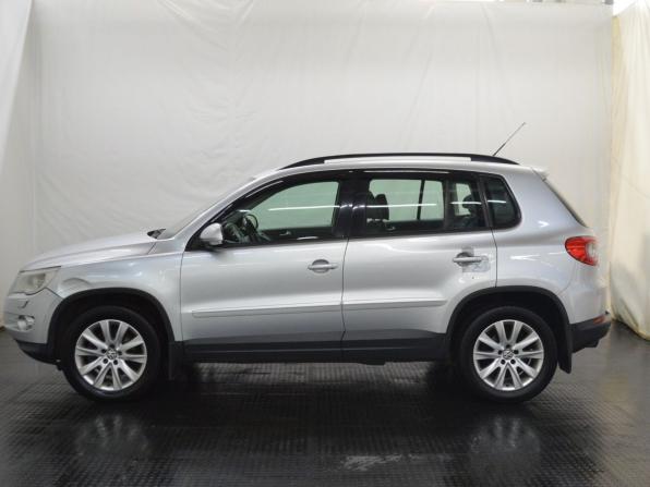 Volkswagen Tiguan I с пробегом 2010 года, цена 800 000 рублей, 252688 км, внедорожник, Автокод Объявления