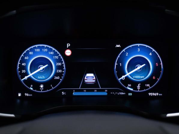 Hyundai Santa Fe IV Рестайлинг с пробегом 2022 года, цена 3 770 000 рублей, 95920 км, внедорожник, Автокод Объявления