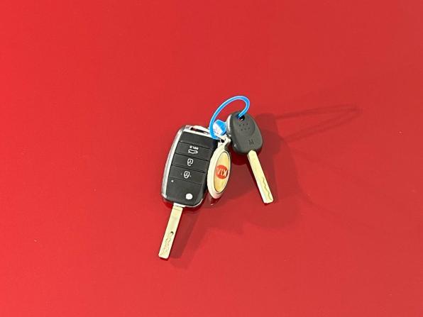 Kia Rio IV Рестайлинг с пробегом 2021 года, цена 1 799 000 рублей, 74938 км, хэтчбек, Автокод Объявления