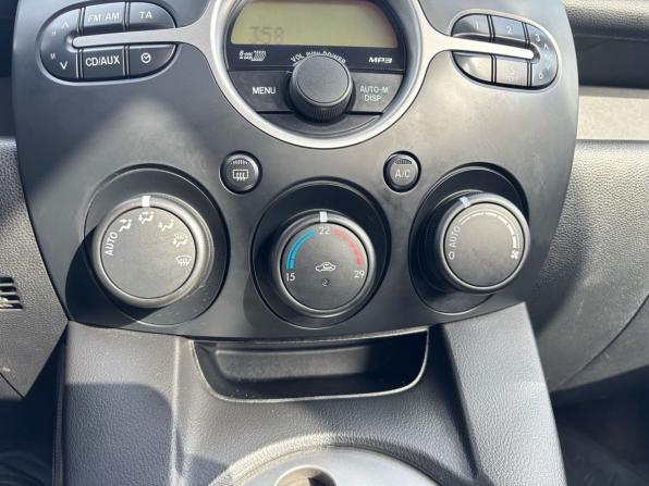 Mazda 2 II (DE) с пробегом 2008 года, цена 725 000 рублей, 124000 км, хэтчбек, Автокод Объявления