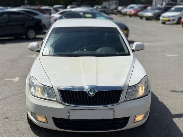 Skoda Octavia II (A5) Рестайлинг с пробегом 2011 года, цена 509 000 рублей, 216431 км, лифтбек, Автокод Объявления
