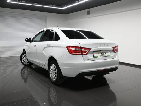 Lada (ВАЗ) Vesta I с пробегом 2018 года, цена 935 000 рублей, 132907 км, седан, Автокод Объявления