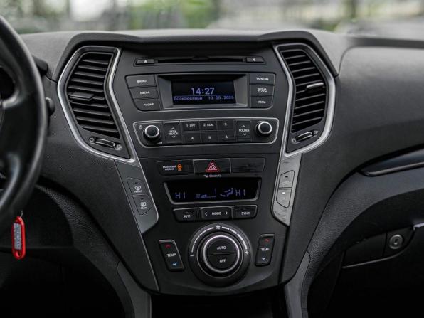 Hyundai Santa Fe III Рестайлинг с пробегом 2017 года, цена 2 081 000 рублей, 123924 км, внедорожник, Автокод Объявления