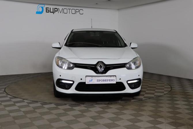 Renault Fluence I Рестайлинг с пробегом 2015 года, цена 749 990 рублей, 157426 км, седан, Автокод Объявления