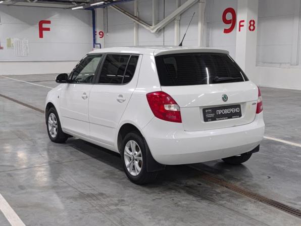 Skoda Fabia II Рестайлинг с пробегом 2011 года, цена 520 000 рублей, 131163 км, хэтчбек, Автокод Объявления