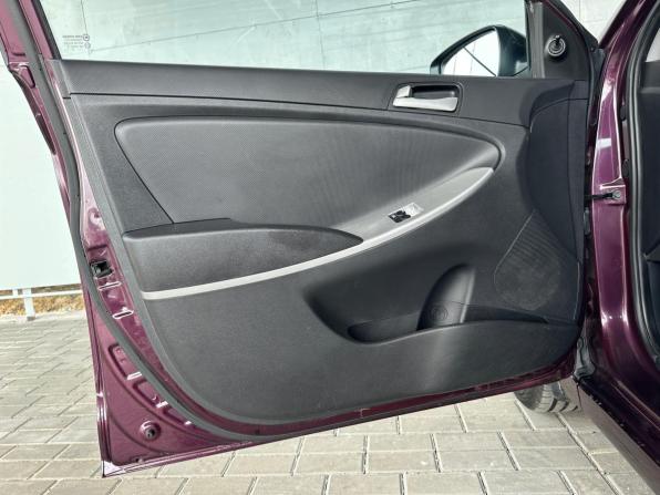 Hyundai Solaris I с пробегом 2012 года, цена 880 000 рублей, 91731 км, седан, Автокод Объявления