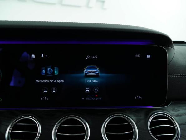 Mercedes-Benz E-Класс V (W213 S213 C238) Рестайлинг с пробегом 2021 года, цена 4 999 434 рубля, 65712 км, седан, Автокод Объявления