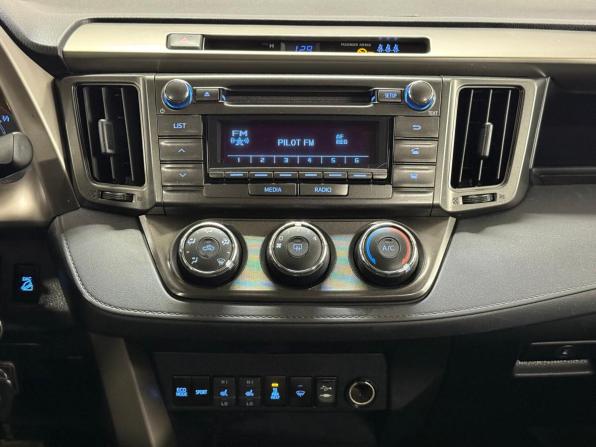 Toyota RAV4 IV (XA40) Рестайлинг с пробегом 2015 года, цена 1 999 000 рублей, 113923 км, внедорожник, Автокод Объявления