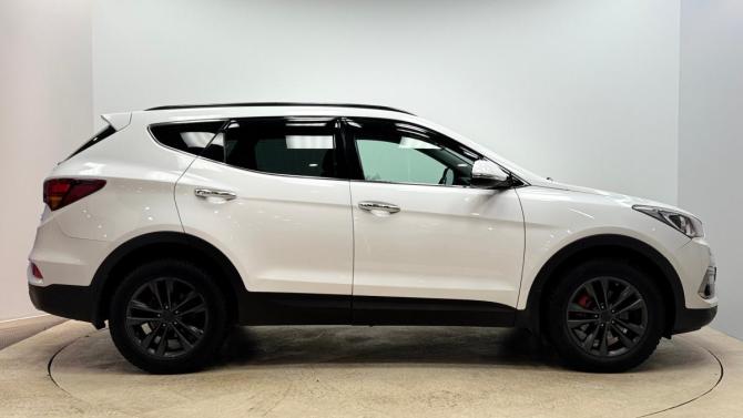 Hyundai Santa Fe III Рестайлинг с пробегом 2017 года, цена 1 850 000 рублей, 197358 км, внедорожник, Автокод Объявления