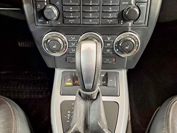 Land Rover Freelander II Рестайлинг с пробегом 2010 года, цена 1 099 000 рублей, 269567 км, внедорожник, Автокод Объявления