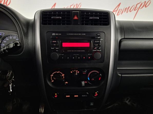 Suzuki Jimny III Рестайлинг 2 с пробегом 2014 года, цена 1 095 000 рублей, 153270 км, внедорожник, Автокод Объявления
