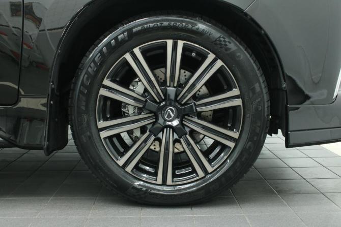 Lexus LX III Рестайлинг 2 с пробегом 2021 года, цена 11 990 000 рублей, 111339 км, внедорожник, Автокод Объявления